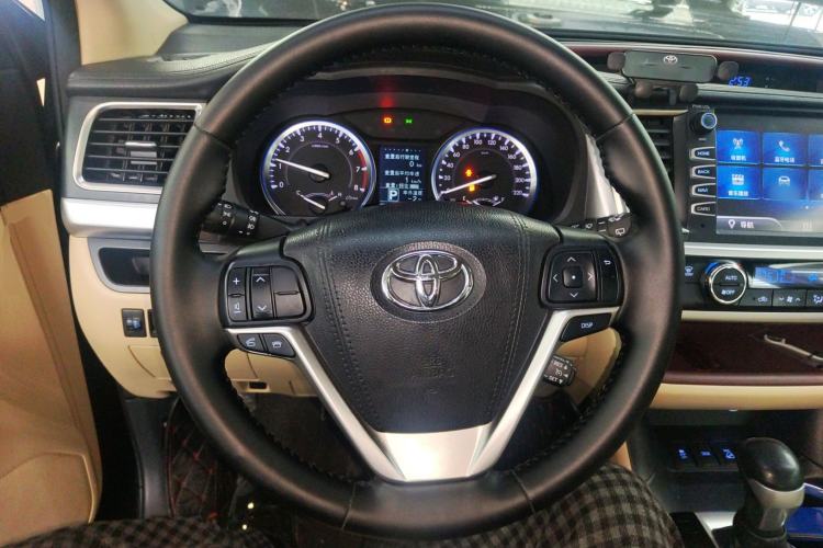 Used Toyota Highlander 2015 2.0T Four-Wheel Drive Luxury Edition 7-Seater Steering Wheel