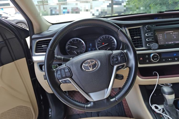 Used Toyota Highlander 2015 2.0T Four-Wheel Drive Luxury Edition 7-Seater Steering Wheel