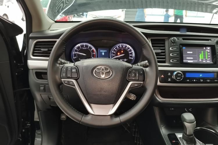 Used Toyota Highlander 2015 2.0T Four-Wheel Drive Luxury Edition 7-Seater Steering Wheel