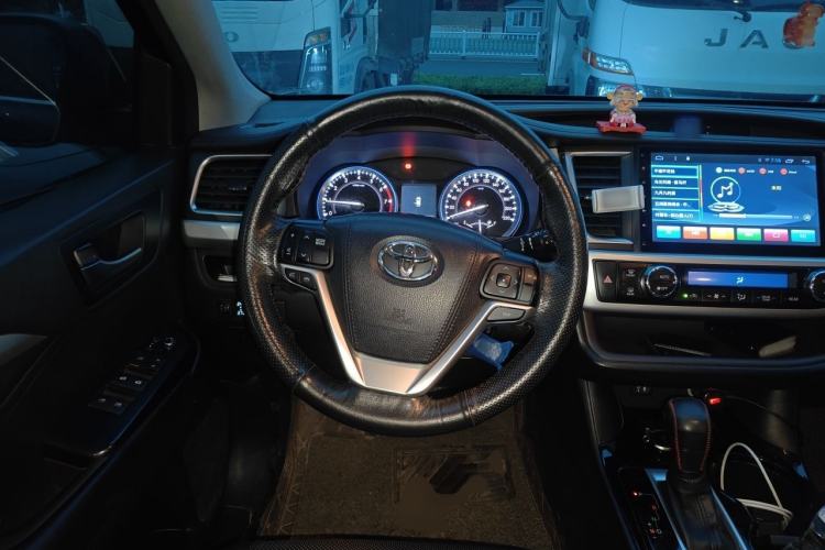 Used Toyota Highlander 2015 2.0T Four-Wheel Drive Luxury Edition 7-Seater Steering Wheel