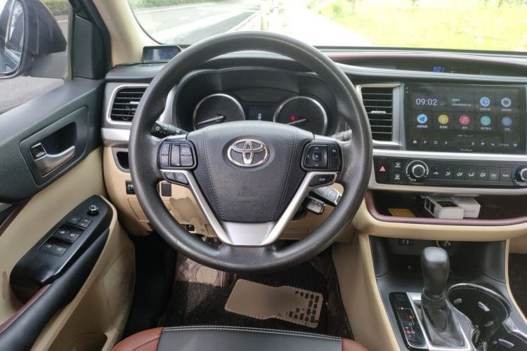Used Toyota Highlander 2015 2.0T Four-Wheel Drive Elite Edition 7-Seater Steering Wheel