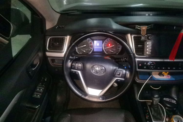 Used Toyota Highlander 2015 2.0T Four-Wheel Drive Luxury Edition 7-Seater Steering Wheel