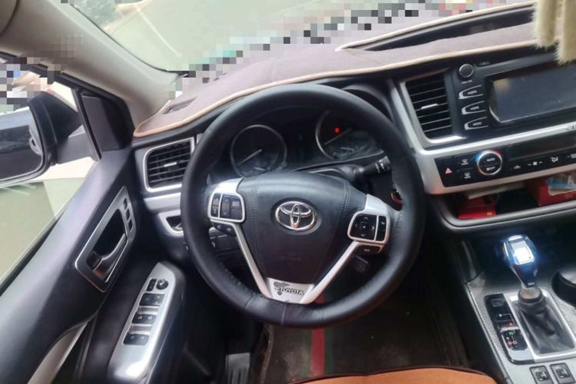 Used Toyota Highlander 2015 2.0T Four-Wheel Drive Luxury Edition 7-Seater Steering Wheel