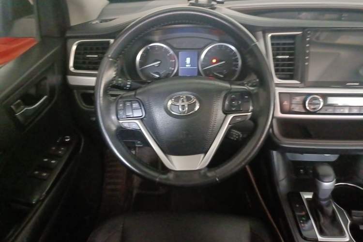 Used Toyota Highlander 2015 2.0T Four-Wheel Drive Luxury Edition 7-Seater Steering Wheel