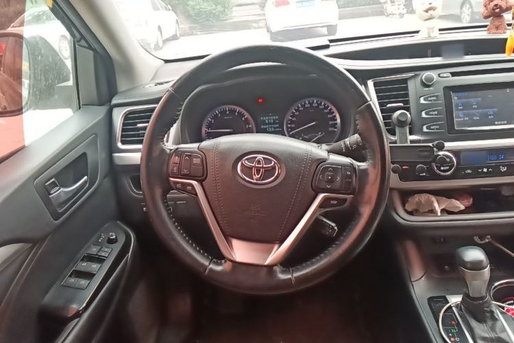 Used Toyota Highlander 2015 2.0T Four-Wheel Drive Luxury Edition 7-Seater Steering Wheel