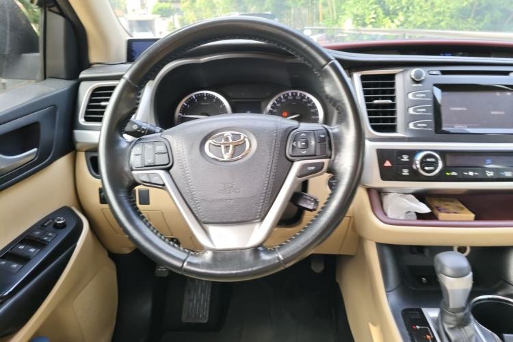 Used Toyota Highlander 2015 2.0T Four-Wheel Drive Luxury Edition 7-Seater Steering Wheel