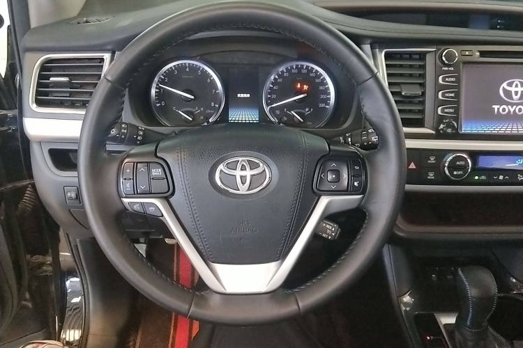 Used Toyota Highlander 2015 2.0T Four-Wheel Drive Luxury Edition 7-Seater Steering Wheel