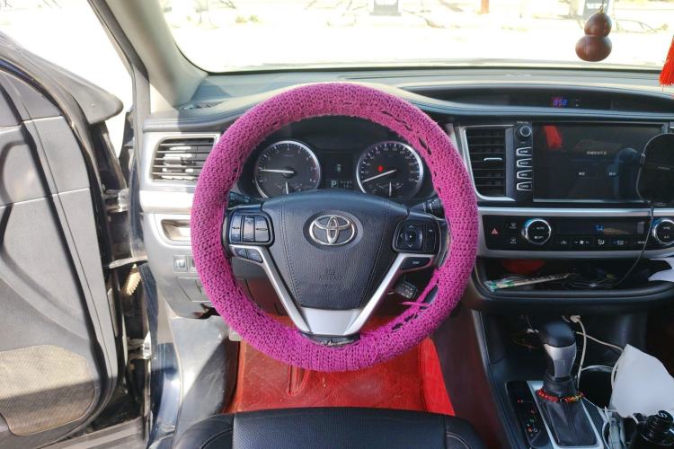 Used Toyota Highlander 2015 2.0T Four-Wheel Drive Luxury Edition 7-Seater Steering Wheel