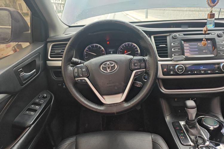 Used Toyota Highlander 2015 2.0T Four-Wheel Drive Luxury Edition 7-Seater Steering Wheel