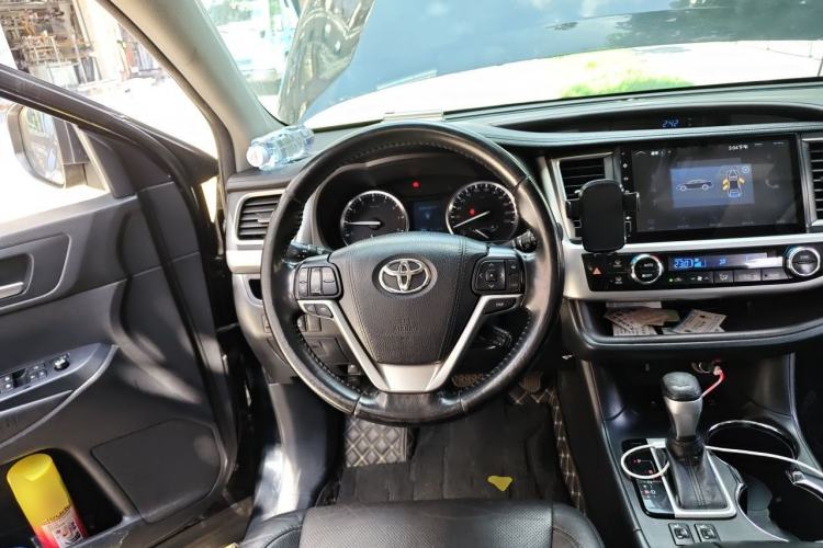 Used Toyota Highlander 2015 2.0T Four-Wheel Drive Luxury Edition 7-Seater Steering Wheel