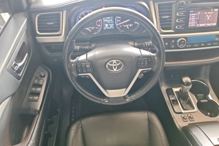 Used Toyota Highlander 2015 2.0T Four-Wheel Drive Luxury Edition 7-Seater Steering Wheel