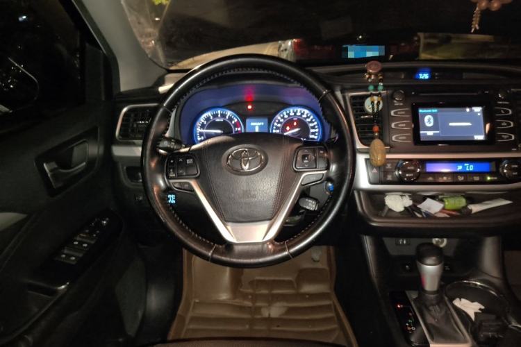 Used Toyota Highlander 2015 2.0T Four-Wheel Drive Luxury Edition 7-Seater Steering Wheel