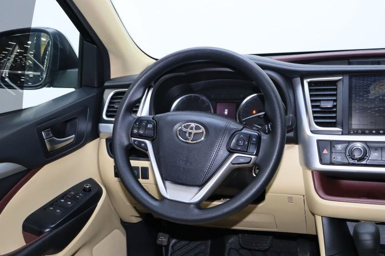 Used Toyota Highlander 2015 2.0T Four-Wheel Drive Elite Edition 7-Seater Steering Wheel