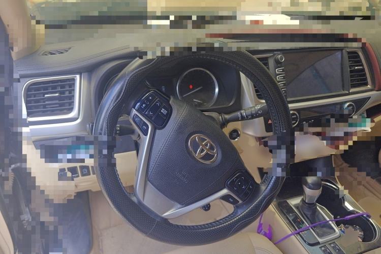 Used Toyota Highlander 2015 2.0T Four-Wheel Drive Luxury Edition 7-Seater Steering Wheel