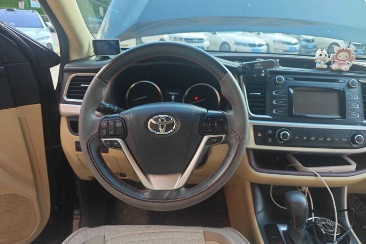 Used Toyota Highlander 2015 2.0T Four-Wheel Drive Elite Edition 7-Seater Steering Wheel
