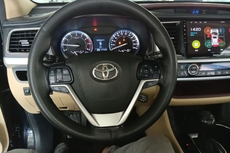 Used Toyota Highlander 2015 2.0T Four-Wheel Drive Luxury Edition 7-Seater Steering Wheel