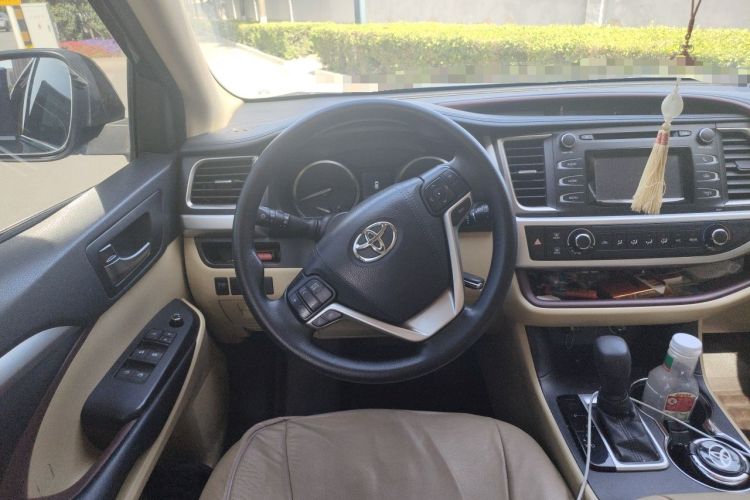 Used Toyota Highlander 2015 2.0T Four-Wheel Drive Elite Edition 7-Seater Steering Wheel