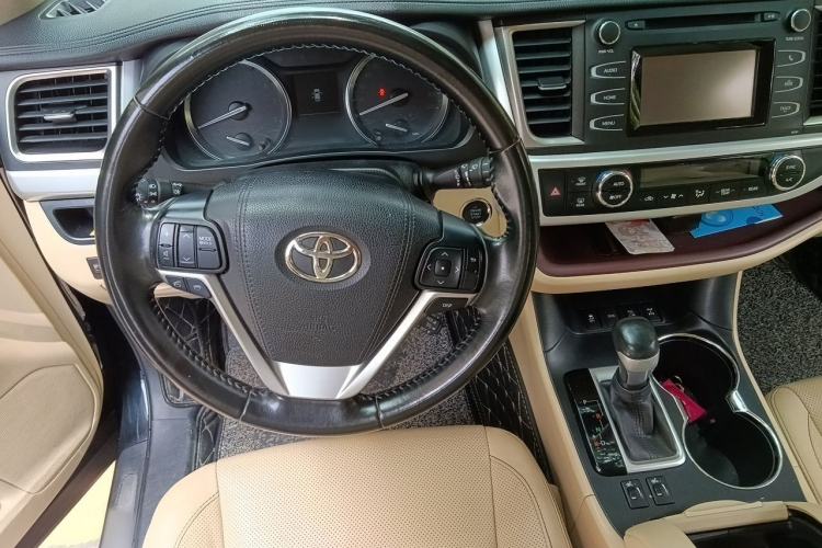Used Toyota Highlander 2015 2.0T Four-Wheel Drive Luxury Edition 7-Seater Steering Wheel