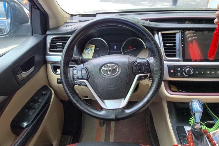 Used Toyota Highlander 2015 2.0T Four-Wheel Drive Elite Edition 7-Seater Steering Wheel