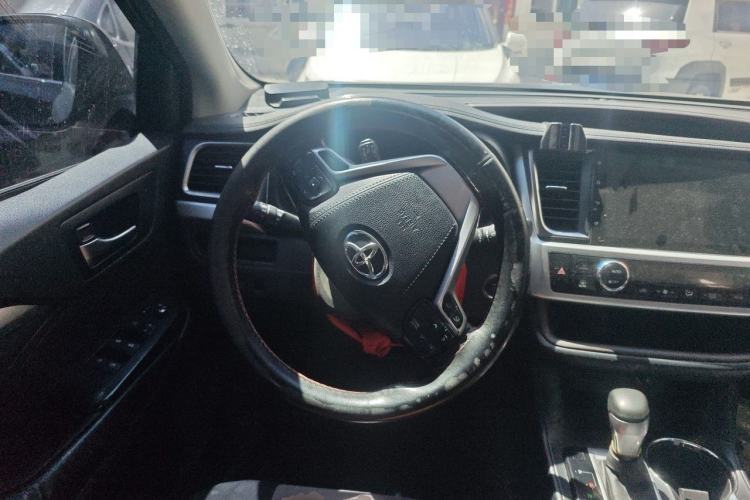 Used Toyota Highlander 2015 2.0T Four-Wheel Drive Luxury Edition 7-Seater Steering Wheel
