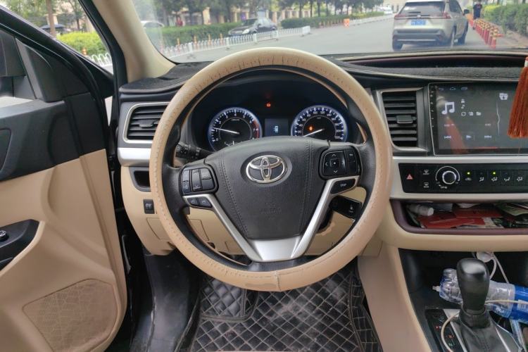 Used Toyota Highlander 2015 2.0T Four-Wheel Drive Elite Edition 7-Seater Steering Wheel
