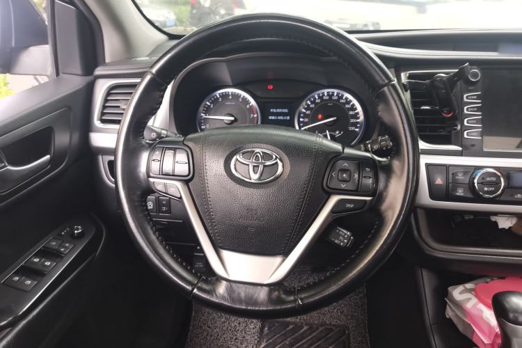Used Toyota Highlander 2015 2.0T Four-Wheel Drive Luxury Edition 7-Seater Steering Wheel
