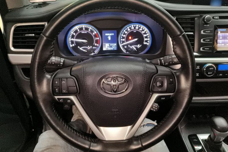 Used Toyota Highlander 2015 2.0T Four-Wheel Drive Luxury Edition 7-Seater Steering Wheel