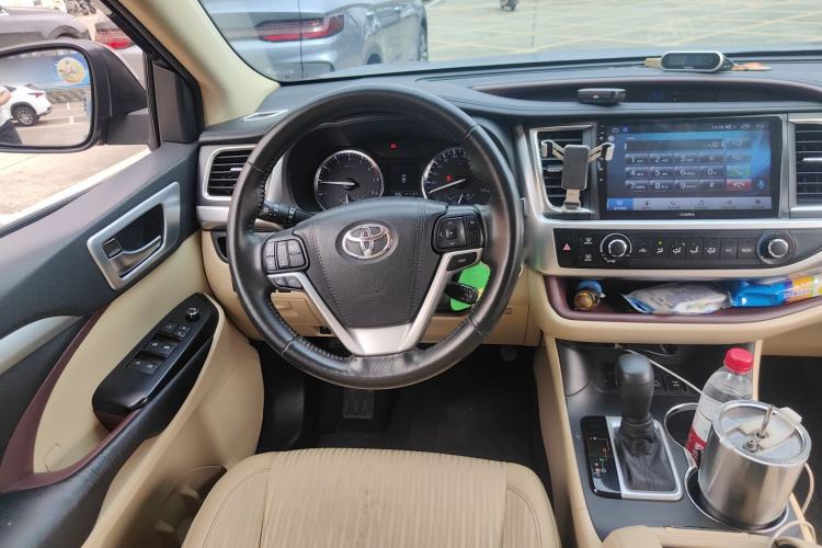 Used Toyota Highlander 2015 2.0T Four-Wheel Drive Elite Edition 7-Seater Steering Wheel