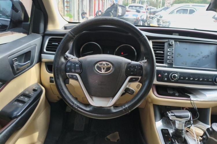 Used Toyota Highlander 2015 2.0T Four-Wheel Drive Elite Edition 7-Seater Steering Wheel
