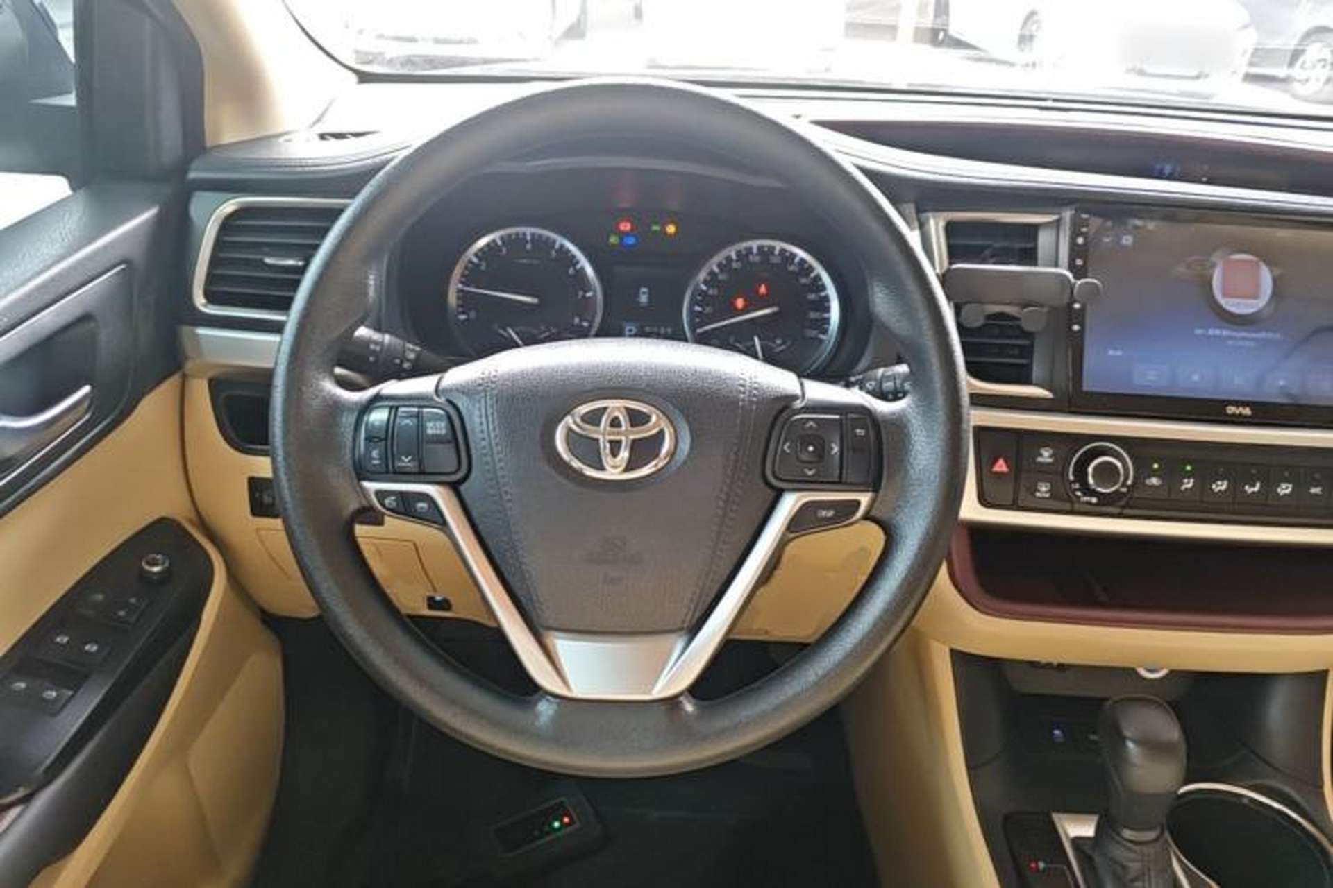 Used Toyota Highlander 2015 2.0T Four-Wheel Drive Elite Edition 7-Seater Steering Wheel