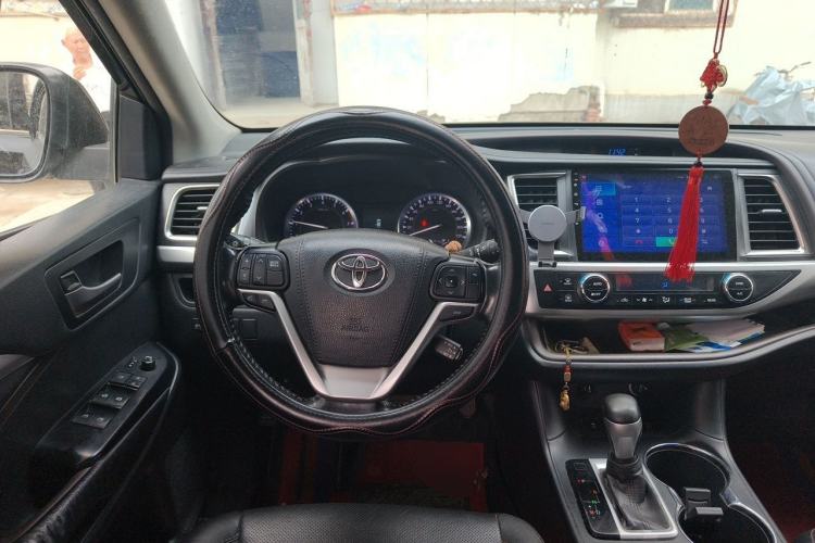 Used Toyota Highlander 2015 2.0T Four-Wheel Drive Luxury Edition 7-Seater Steering Wheel