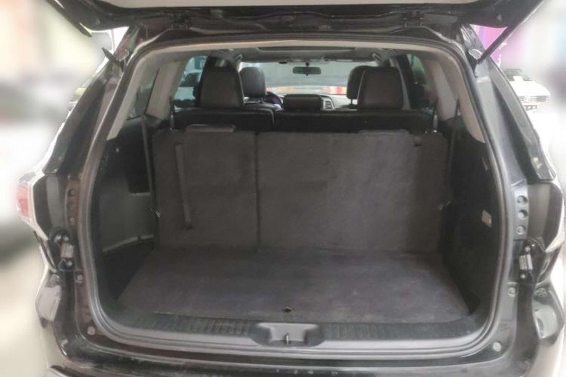 Used Toyota Highlander 2015 2.0T Four-Wheel Drive Luxury Edition 7-Seater Trunk