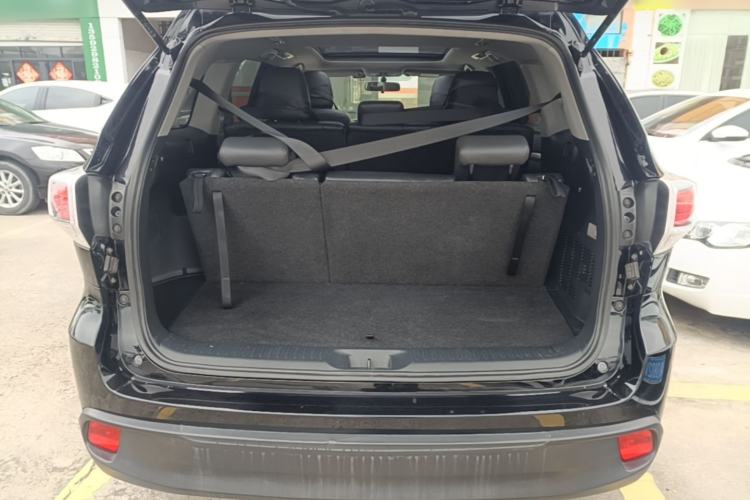 Used Toyota Highlander 2015 2.0T Four-Wheel Drive Luxury Edition 7-Seater Trunk