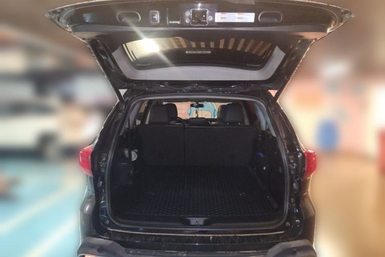 Used Toyota Highlander 2015 2.0T Four-Wheel Drive Ultimate Edition 7-Seater Trunk