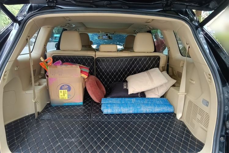 Used Toyota Highlander 2015 2.0T Four-Wheel Drive Luxury Edition 7-Seater Trunk