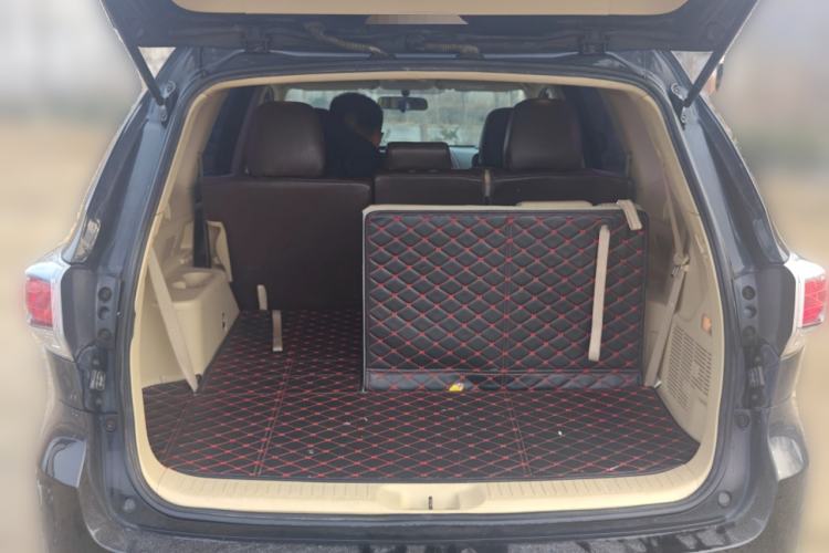 Used Toyota Highlander 2015 2.0T Two-Wheel Drive Elite Edition 7 Seats Trunk