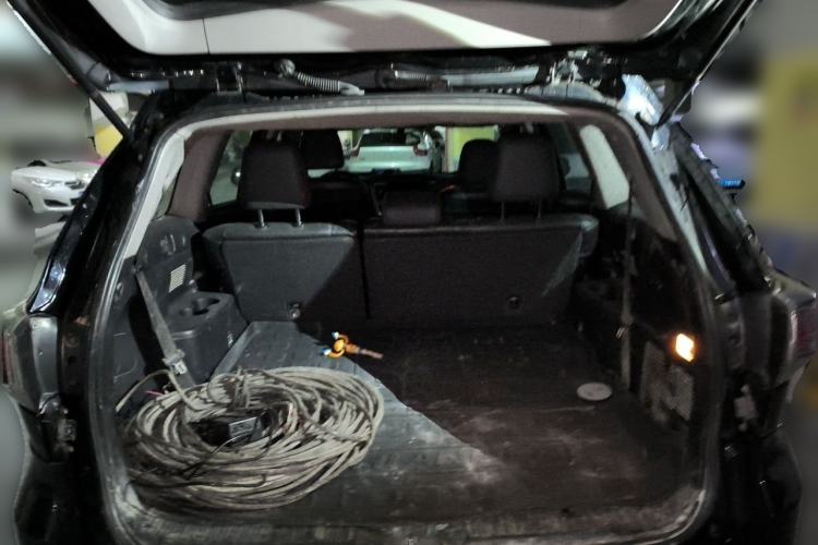Used Toyota Highlander 2015 2.0T Four-Wheel Drive Luxury Navigation Version with 7 Seats Trunk