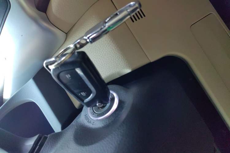 Used Toyota Highlander 2015 2.0T Four-Wheel Drive Elite Edition 7-Seater Vehicle Key