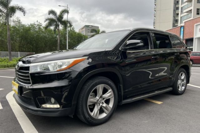 Używany Toyota Highlander 2015 2.0T Four-Wheel Drive Luxury Edition 7-Seater