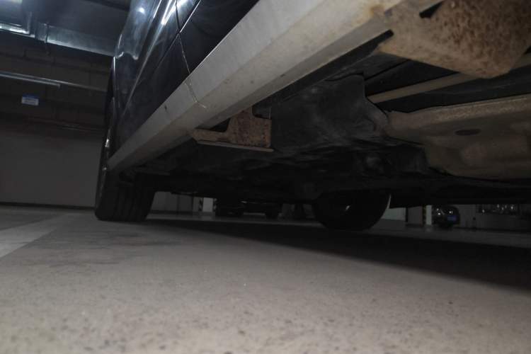 Used Toyota Highlander 2015 2.0T Four-Wheel Drive Luxury Edition 7-Seater Chassis Rear Left
