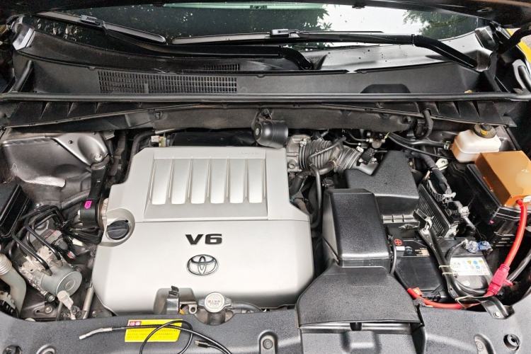 Used Toyota Highlander 2015 3.5L 4x4 Ultimate Edition 7-Seater Engine Bay
