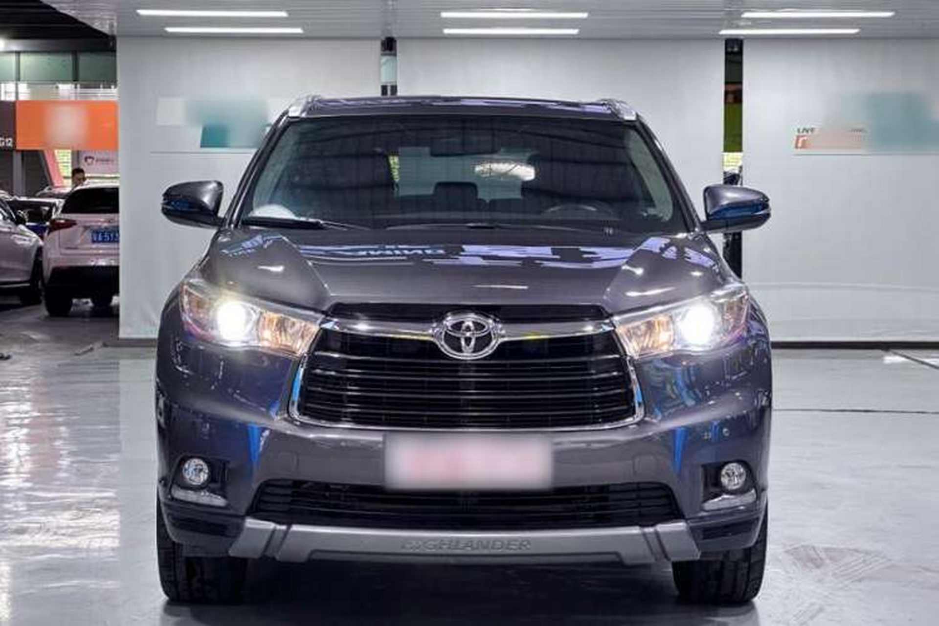 Used Toyota Highlander 2015 2.0T Four-Wheel Drive Luxury Edition 7-Seater Exterior 1