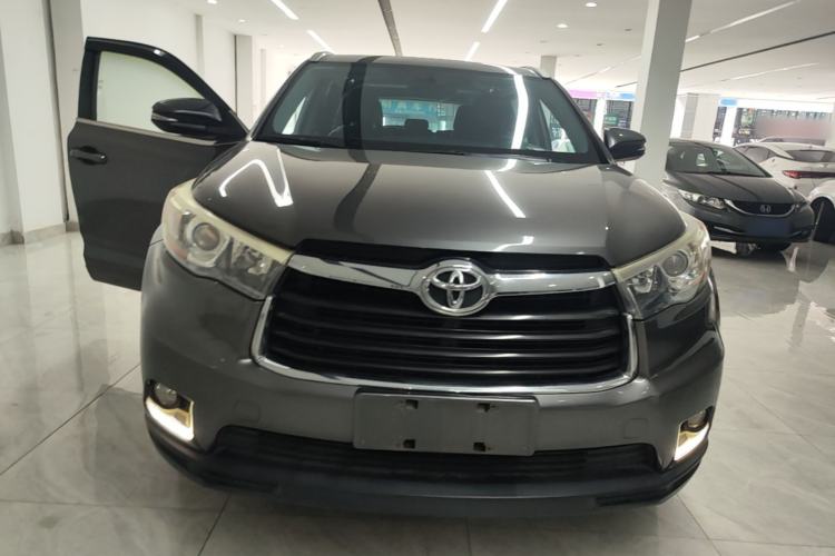 Used Toyota Highlander 2015 2.0T Four-Wheel Drive Luxury Edition 7-Seater Front