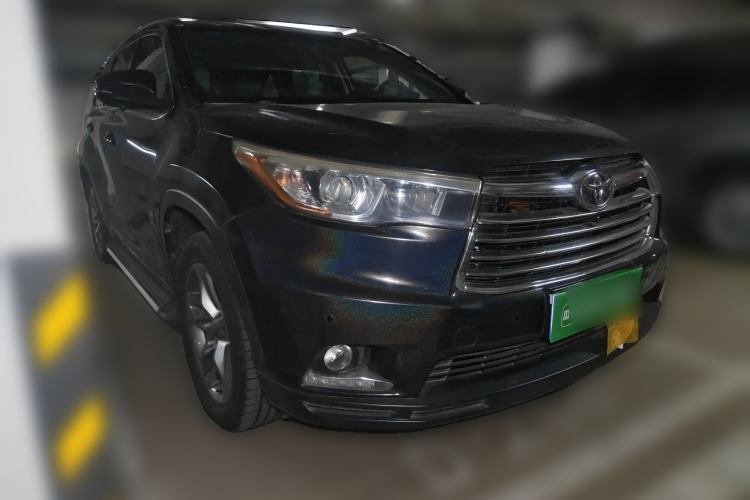 Used Toyota Highlander 2015 2.0T Four-Wheel Drive Luxury Edition 7-Seater Front Right 45 Deg