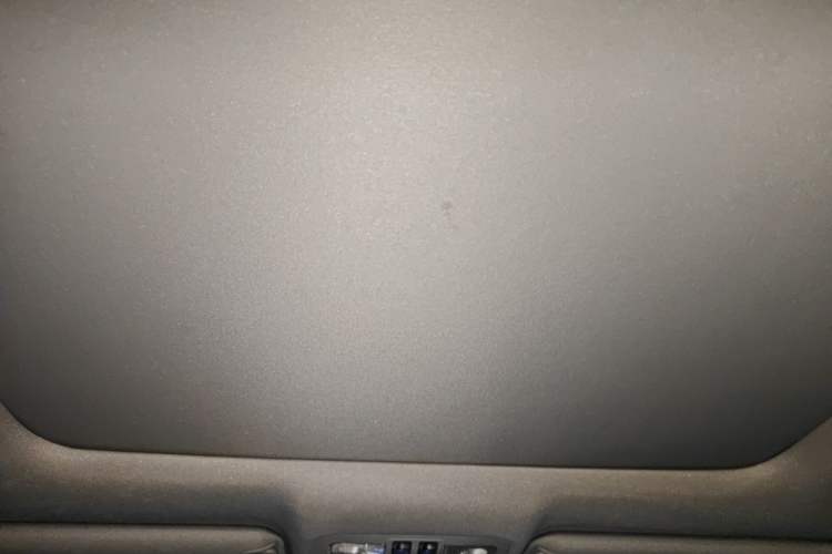 Used Toyota Highlander 2015 2.0T Four-Wheel Drive Ultimate Edition 7-Seater Headliner
