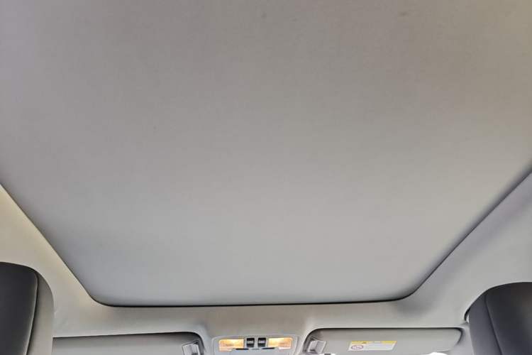 Used Toyota Highlander 2015 2.0T Four-Wheel Drive Luxury Edition 7-Seater Headliner