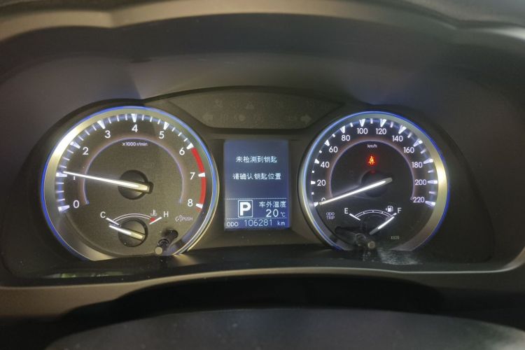 Used Toyota Highlander 2015 2.0T Four-Wheel Drive Luxury Edition 7-Seater Instrument Cluster