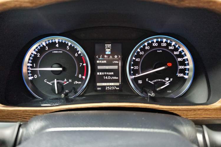 Used Toyota Highlander 2015 3.5L 4x4 Ultimate Edition 7-Seater Instrument Cluster