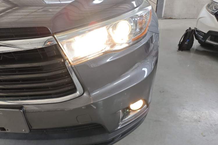 Used Toyota Highlander 2015 2.0T Four-Wheel Drive Luxury Edition 7-Seater Left Front Headlight