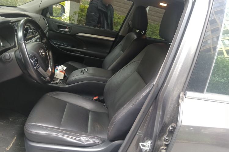 Used Toyota Highlander 2015 2.0T Four-Wheel Drive Luxury Edition 7-Seater Left Front Seat